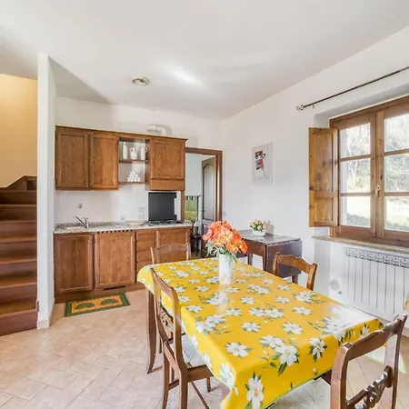 Near Donatello Sculpture