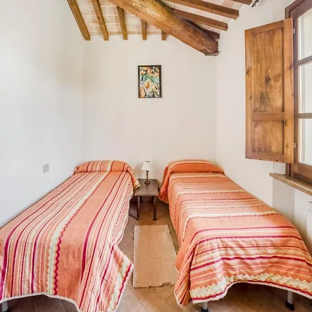 Near Donatello Sculpture Vakantiehuis *