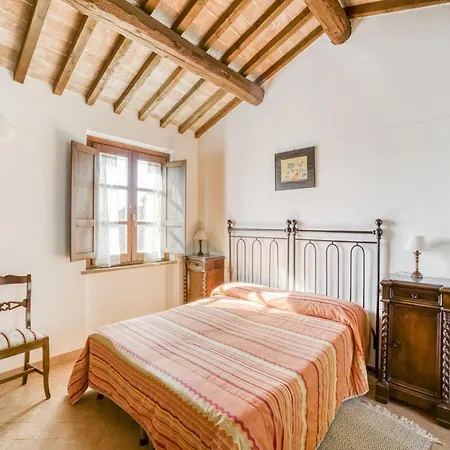 Vakantiehuis Near Donatello Sculpture