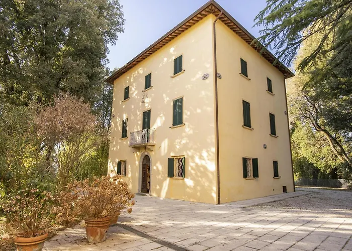 度假居 Near Donatello Sculpture