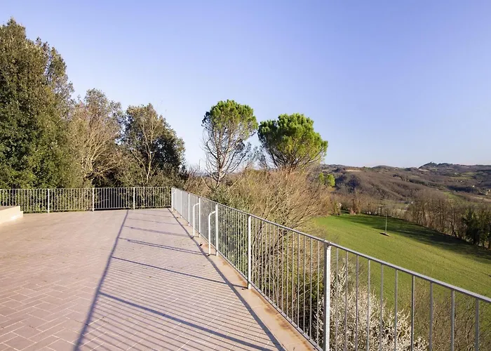 Near Donatello Sculpture