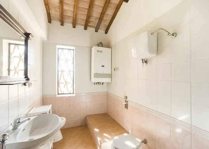 Near Donatello Sculpture Citerna